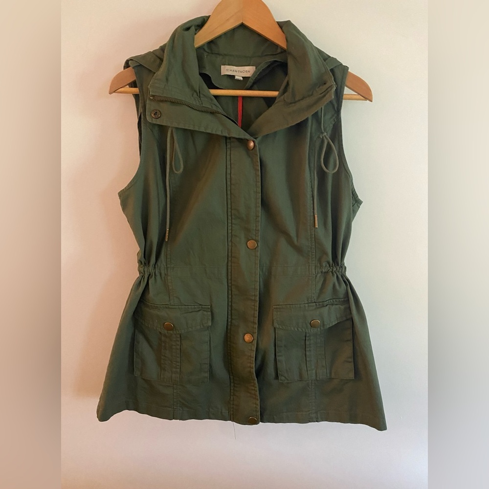 NWOT 41 Hawthorne hooded utility vest